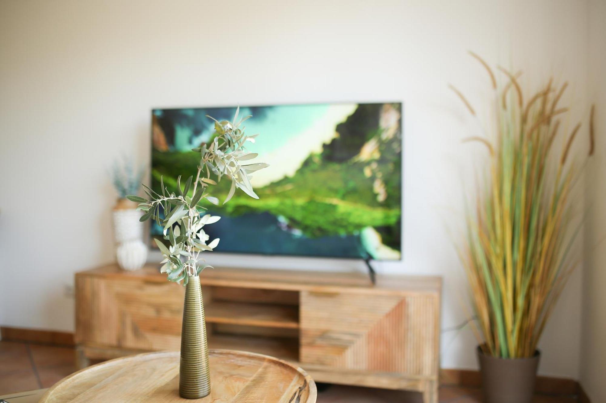 Modern Flat With Montgo View