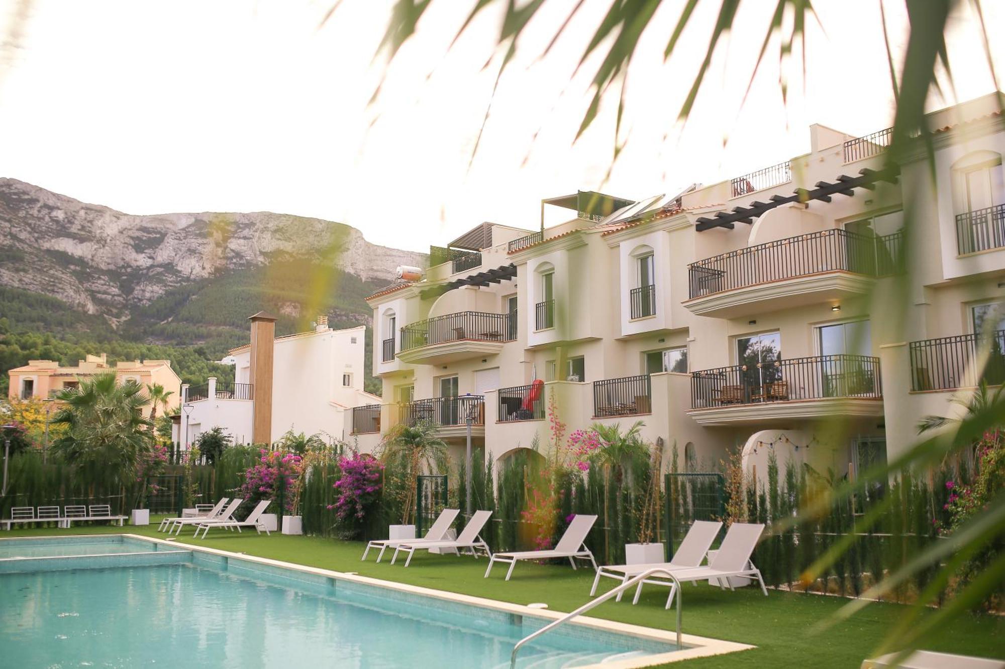 Apartment Modern Flat With Montgo View *