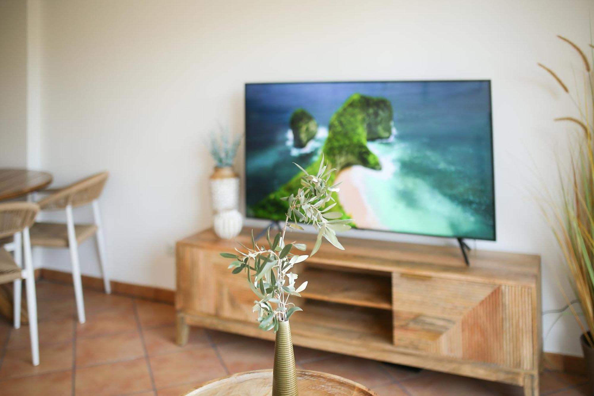 Modern Flat With Montgo View Apartment *